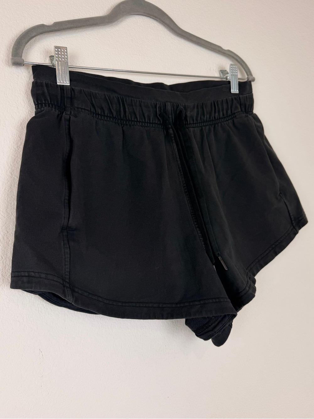 Lululemon Inner Glow Short 3" *Terry
Black Size 8 - Picture 5 of 10